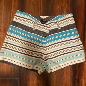 Ann Taylor Chino Shorts Blue lined linen, size 2 Petite 3.5 in inseam